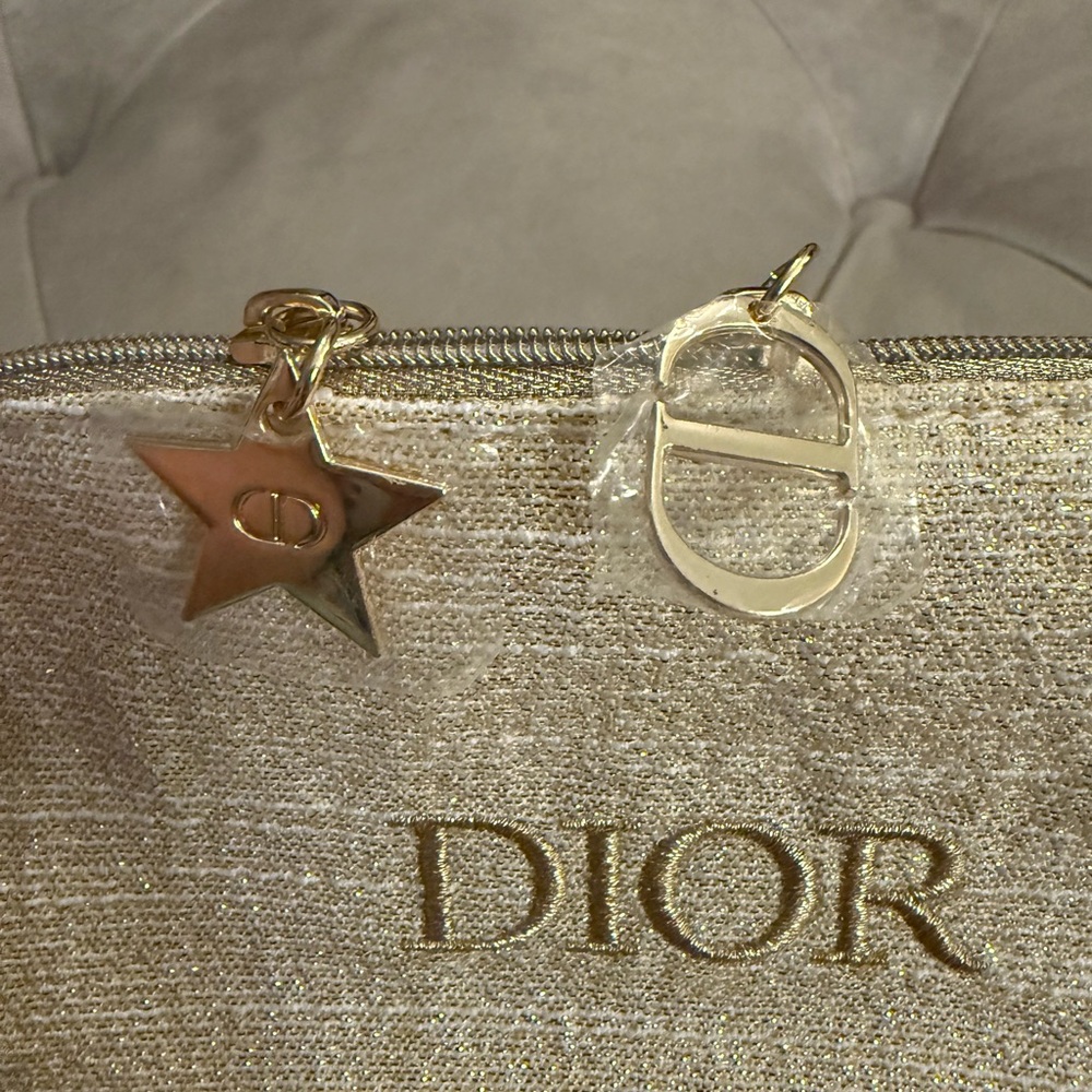 Brand New-Christian Dior Cosmetics Bag - Picture 4 of 6